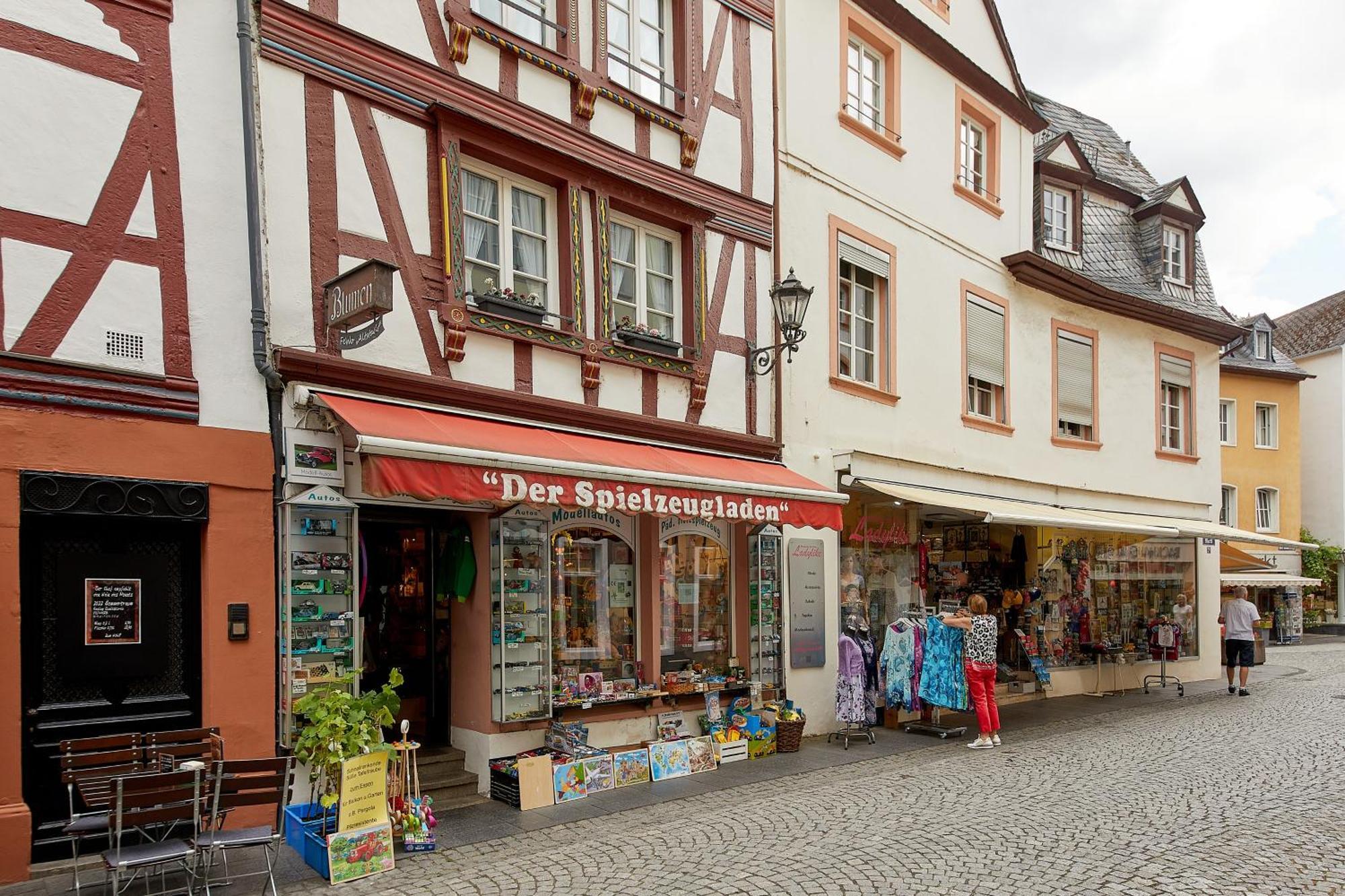Ferienwohnung Altstadt แบร์นคาสเทล-คืสท์ ภายนอก รูปภาพ